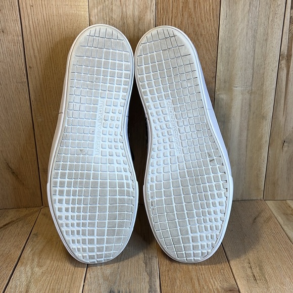 Youth Under Armour Black with White and Grey Splatter Shoes - Picture 6 of 7